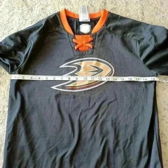NHL Anaheim Ducks NWT Youth Jersey Inspired Sweater XL (18/20) XS/S Womens - Picture 12 of 13